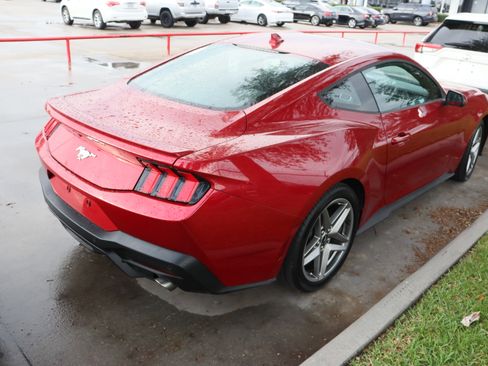 Used 2024 Ford Mustang Premium image 10