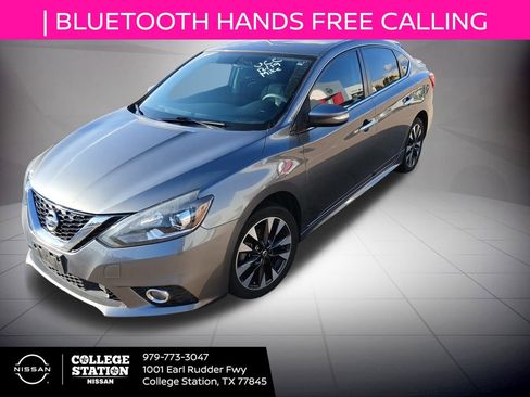 Used 2019 Nissan Sentra SR w/ Exterior Package image 6