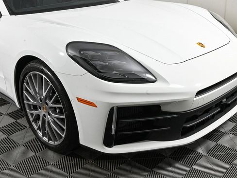 New 2025 Porsche Panamera RWD image 39
