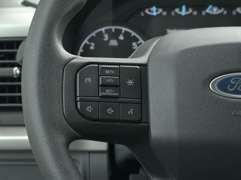 Used 2023 Ford F150 XLT AWD/4WD image 20