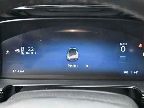 Used 2026 Lincoln Corsair Premiere image 25