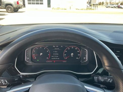 Used 2024 Volkswagen Jetta GLI Autobahn FWD image 14