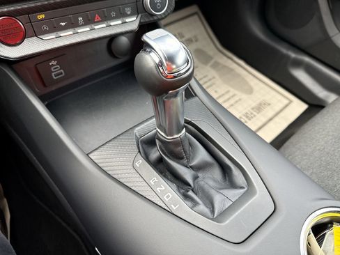 Used 2025 Ford Mustang Convertible RWD image 21