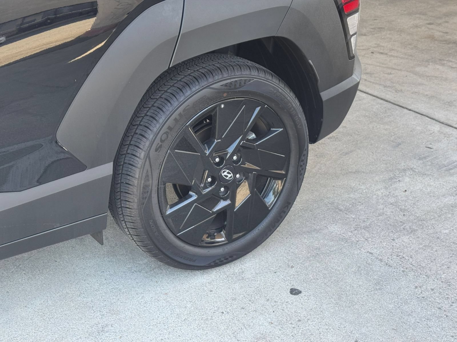 Used 2026 Hyundai Kona SEL Sport FWD image 28