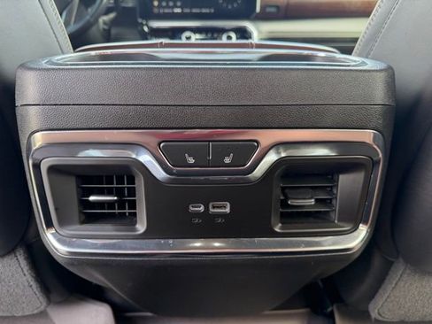 Used 2024 GMC Sierra 3500 Denali Ultimate image 24