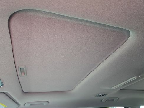 New 2026 Kia EV9 Wind image 23