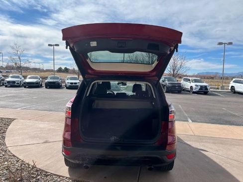 Used 2017 Ford Escape Titanium image 15