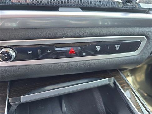 Used 2024 BMW X7 xDrive40i AWD/4WD image 22