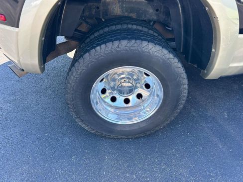 Used 2016 RAM 3500 Laramie Longhorn AWD/4WD image 13