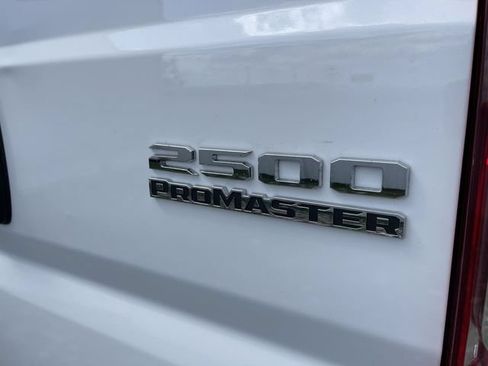 Used 2025 RAM ProMaster 2500 w/ Safety Group FWD image 7