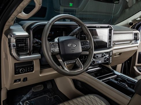 Used 2026 Ford F350 Platinum w/ Platinum Plus Package AWD/4WD image 17