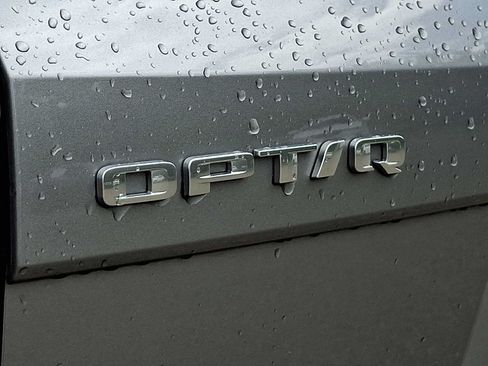 Certified 2025 Cadillac Optiq Sport 2 w/ LPO, Floor Liner Package AWD/4WD image 35