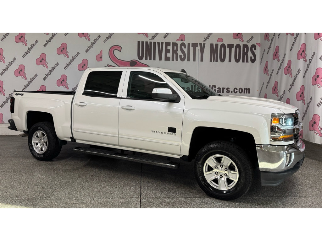 Used 2018 Chevrolet Silverado 1500 LT w/ LT Convenience Package AWD/4WD image 4