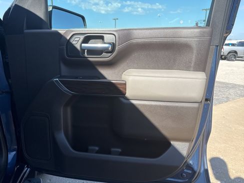 Used 2019 GMC Sierra 1500 SLT w/ SLT Premium Package image 19