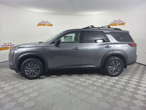 New 2026 Nissan Pathfinder SV w/ Cargo Package FWD image 2