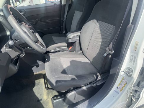 Used 2014 Jeep Patriot Sport FWD image 24