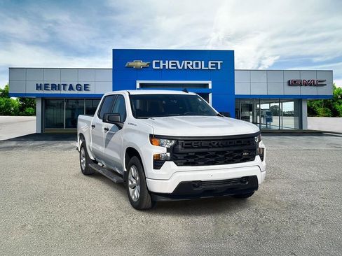 Certified 2025 Chevrolet Silverado 1500 Custom image 1