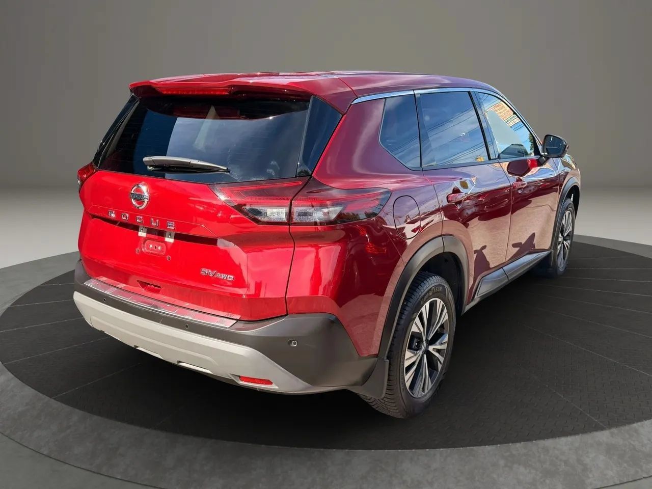 Used 2021 Nissan Rogue SV AWD/4WD image 4