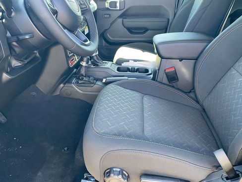 New 2026 Jeep Gladiator Mojave AWD/4WD image 11