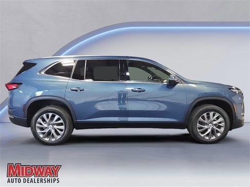 New 2026 Buick Enclave Preferred image 6