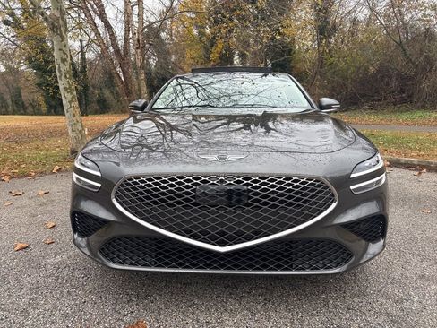 New 2026 Genesis G70 2.5T Prestige image 2
