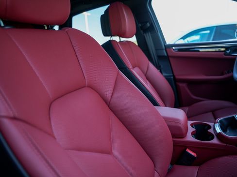 New 2026 Porsche Macan S image 35