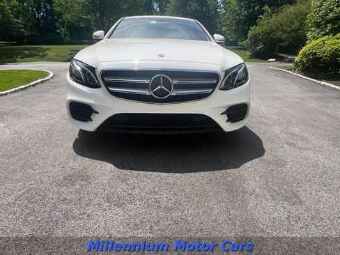 Used 2019 Mercedes-Benz E 300 4MATIC image 22