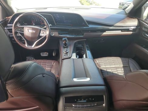 Used 2023 Cadillac Escalade V w/ LPO, ONYX Package AWD/4WD image 18