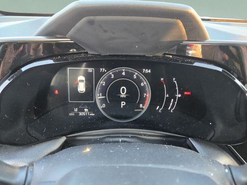 Used 2025 Lexus NX 250 FWD w/ Accessory Package (2T) image 15