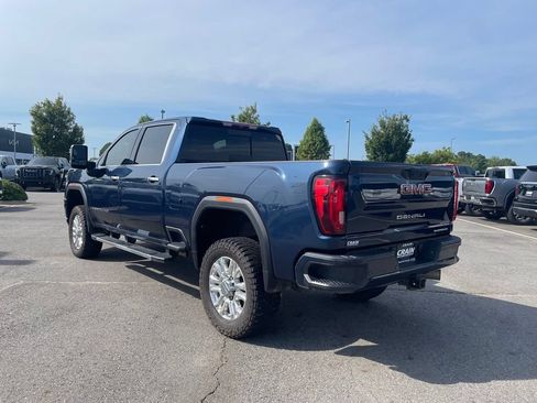 Used 2022 GMC Sierra 2500 Denali AWD/4WD image 5