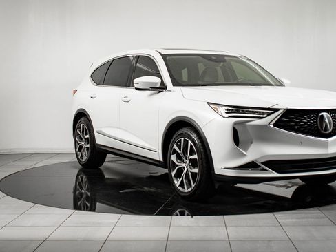 Certified 2023 Acura MDX FWD w/ Technology Package image 12