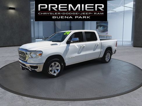Used 2024 RAM 1500 Laramie AWD/4WD image 4