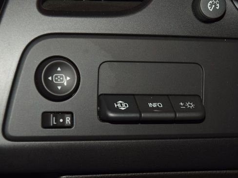 Used 2015 Chevrolet Corvette Z06 w/ 3LZ Preferred Equipment Group image 43