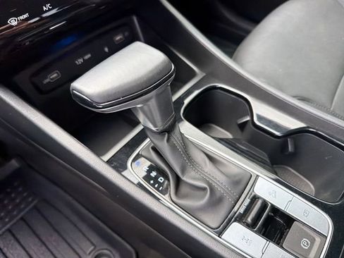 Used 2024 Hyundai Santa Cruz Limited image 24