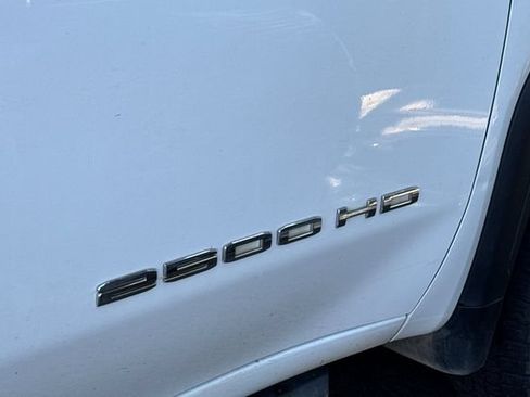 Used 2022 GMC Sierra 2500 Pro w/ Convenience Package RWD image 6