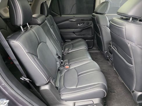 Used 2023 Honda Pilot Elite image 30