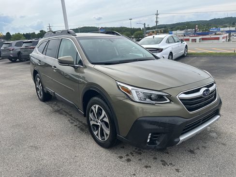 Used 2021 Subaru Outback Limited AWD/4WD image 2