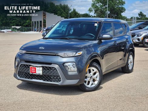 Used 2020 Kia Soul S FWD image 1