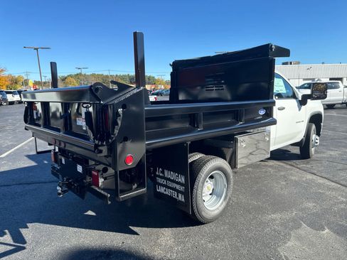 New 2025 Chevrolet Silverado 3500 W/T w/ WT Convenience Package image 3