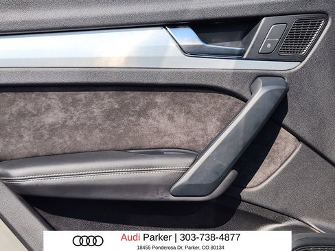 Used 2020 Audi SQ5 Premium Plus w/ Premium Plus Package AWD/4WD image 10