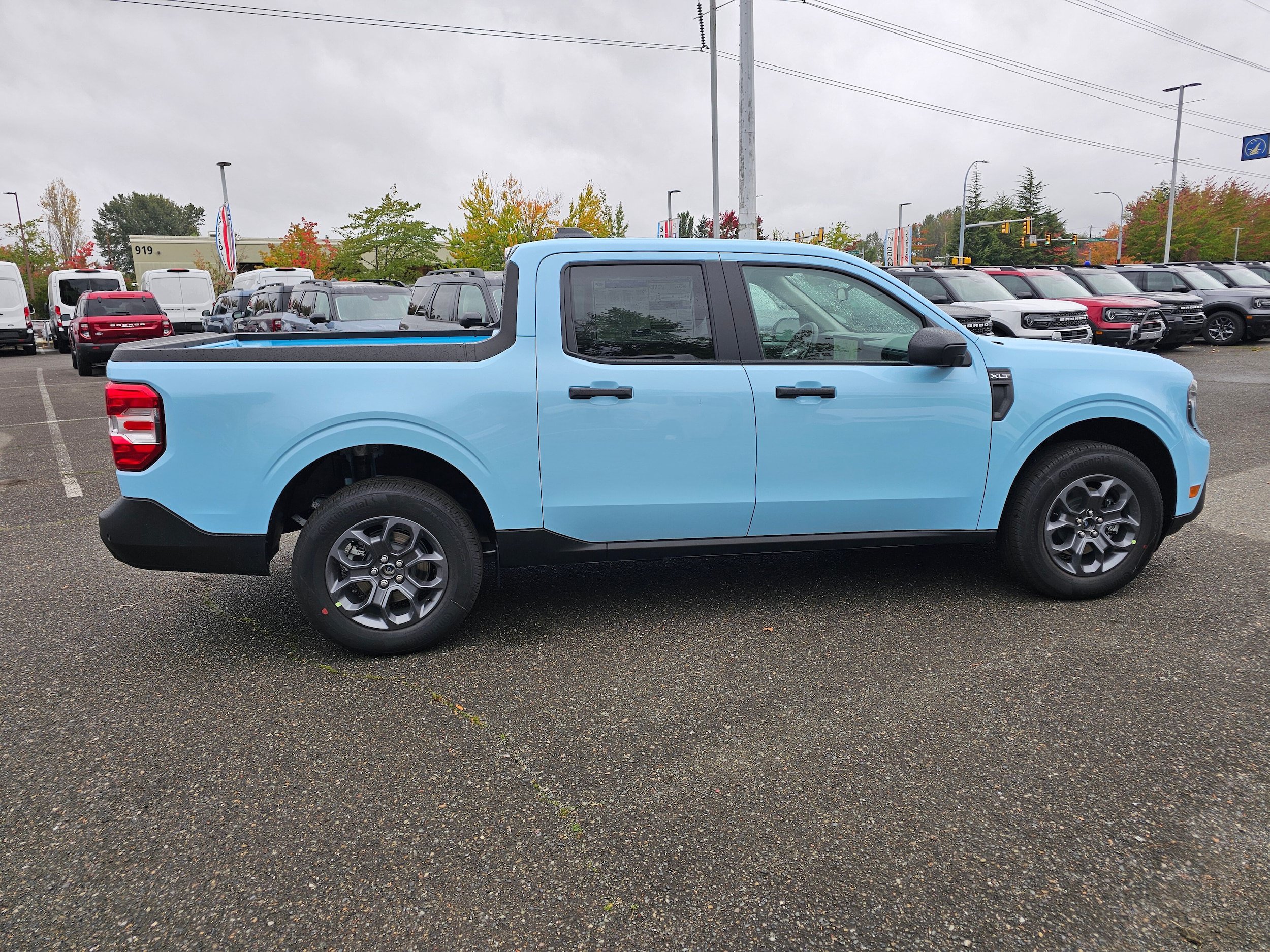 New 2026 Ford Maverick XLT w/ Equipment Group 301A AWD/4WD image 4