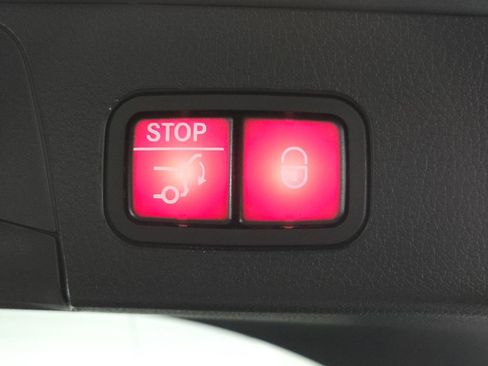 Certified 2026 Mercedes-Benz GLB 250 4MATIC image 29