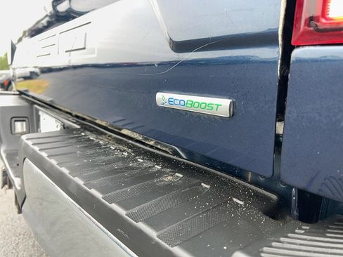 Used 2018 Ford F150 XLT image 11