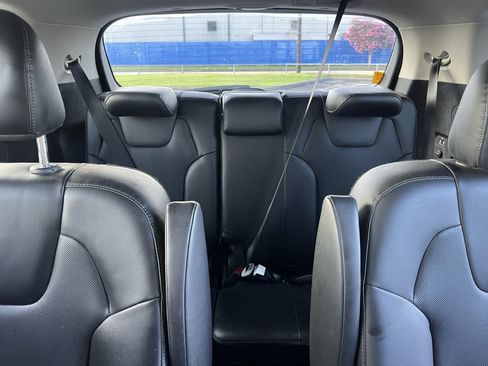 Used 2021 Kia Telluride S AWD/4WD image 31