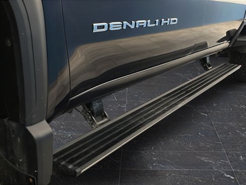Used 2024 GMC Sierra 2500 Denali Ultimate AWD/4WD image 45