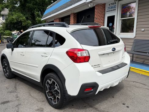 Used 2016 Subaru Crosstrek 2.0i Premium AWD/4WD image 3