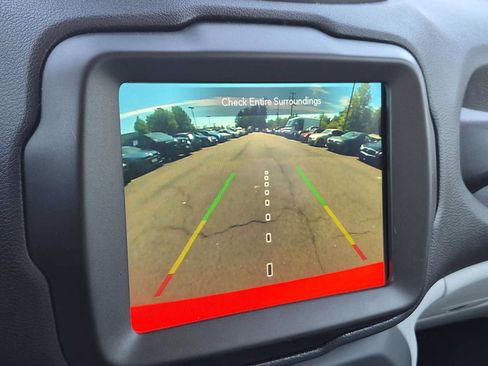 Used 2020 Jeep Renegade Limited w/ UConnect 8.4 Nav Group AWD/4WD image 30