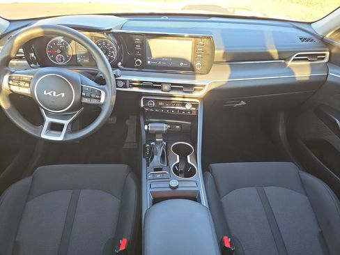 Used 2023 Kia K5 LXS image 9