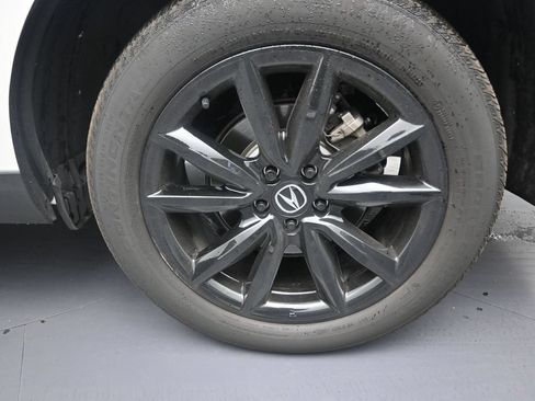 Used 2025 Acura RDX SH-AWD image 9