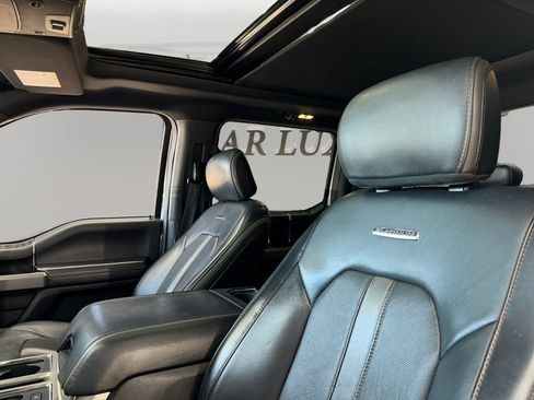 Used 2019 Ford F150 Platinum w/ Equipment Group 701A Luxury AWD/4WD image 9